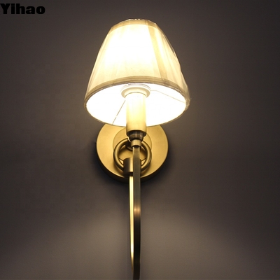 購入 Modern Brass LED Wall Lamp with Warm White Light for Living Room オンライン製造