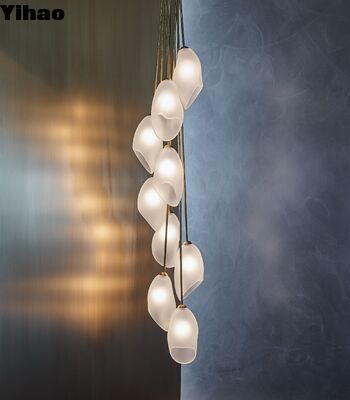 購入 モダンリビングルーム用の2700Kの暖かい白色LED付きのブラスボディ調整高さペンダントライト オンライン製造