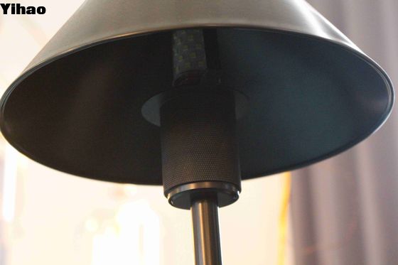 YIHAO 壁掛け LED ベッドサイドランプ - YH-1025-9